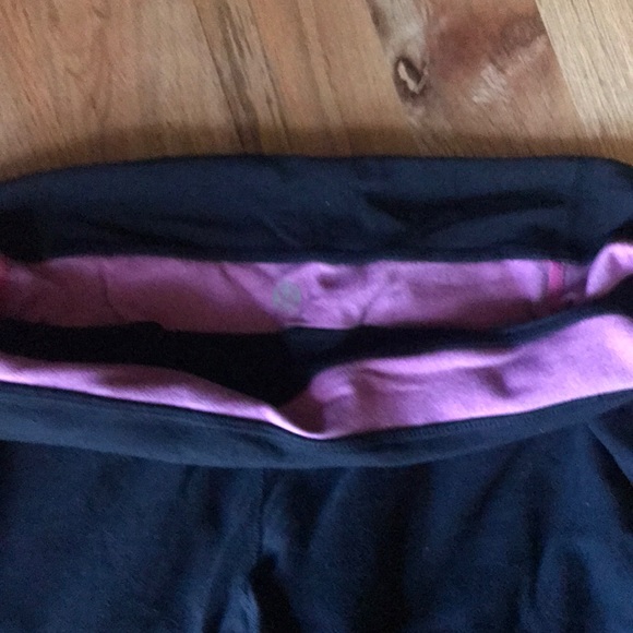 Lululemon yoga pants - Picture 2 of 7